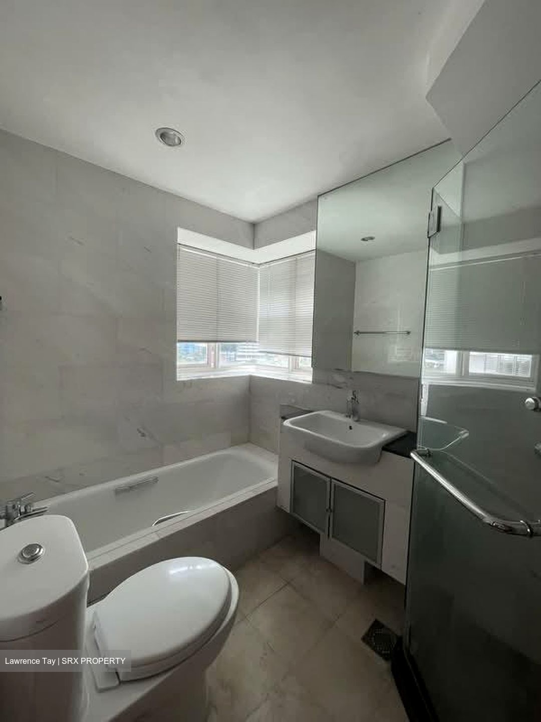 Cote D'Azur (D15), Condominium #561020431